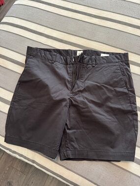 GAP Men's Dark Charcoal Flat-Front Shorts